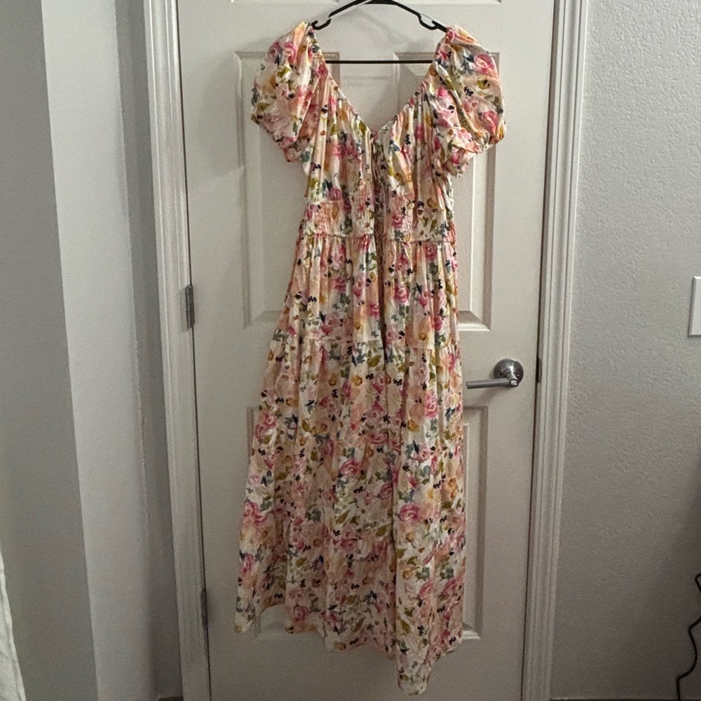 Arula Sweetheart Neck Floral Tiered Maxi Dress Size B